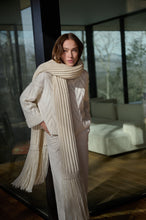 Load image into Gallery viewer, RAYA SCARF
