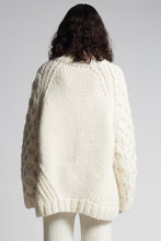 Load image into Gallery viewer, CAILIN SWEATER | IVORY