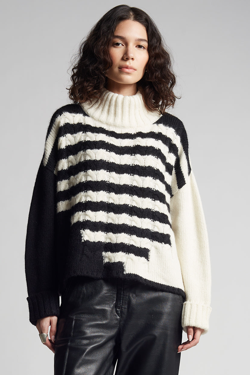 ニット/セーター 22FW  HYKE RIBBED SLEEVES Hannah Wool Blend Metallic Short Sleeve Sweater in black knit