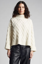 Load image into Gallery viewer, MAE SWEATER