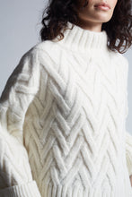 Load image into Gallery viewer, MAE SWEATER