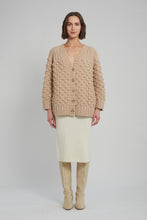 Load image into Gallery viewer, LIAN CARDI | PALE CAMEL