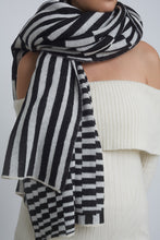 Load image into Gallery viewer, VALI SCARF