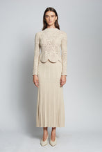 Load image into Gallery viewer, DAHLIA CROCHET TOP | NUDE