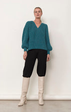 Load image into Gallery viewer, LARIA TRACK PANT | BLACK