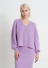 Load image into Gallery viewer, TESS SWEATER | LILAC
