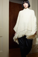 Load image into Gallery viewer, HANNI PONCHO
