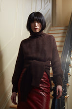 Load image into Gallery viewer, ALI SWEATER | COCOA
