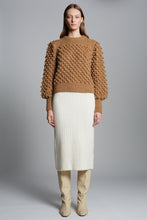 Load image into Gallery viewer, CAMILA SWEATER | CAMEL

