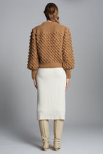 Load image into Gallery viewer, CAMILA SWEATER | CAMEL
