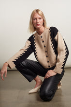 Load image into Gallery viewer, DARIA CARDI | PALE CAMEL/BLACK COMBO
