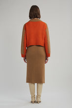 Load image into Gallery viewer, LORA SWEATER | CAMEL/TANGERINE COMBO
