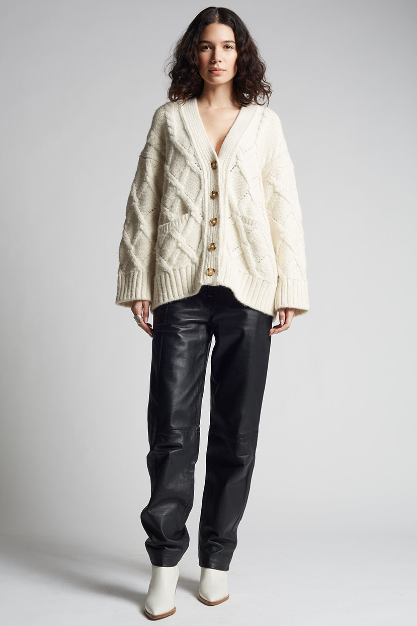 KAYLN CARDI , IVORY – Eleven Six Knits
