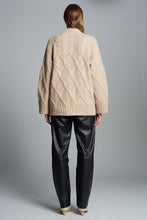 Load image into Gallery viewer, KAYLN CARDI | PALE CAMEL
