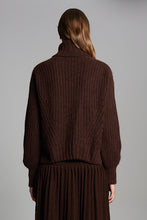 Load image into Gallery viewer, ALI SWEATER | COCOA
