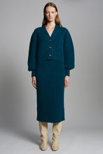Load image into Gallery viewer, SARA CARDI | REGAL GREEN
