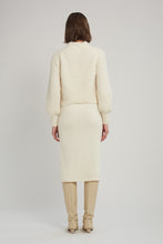 Load image into Gallery viewer, SARA CARDI | IVORY
