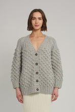 Load image into Gallery viewer, LIAN CARDI | PALE MELANGE GREY
