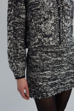 Load image into Gallery viewer, SKYLAR CARDI | IVORY/BLACK TWEED
