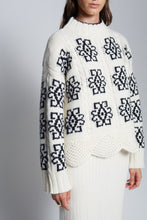 Load image into Gallery viewer, SIENNA SWEATER | IVORY + BLACK
