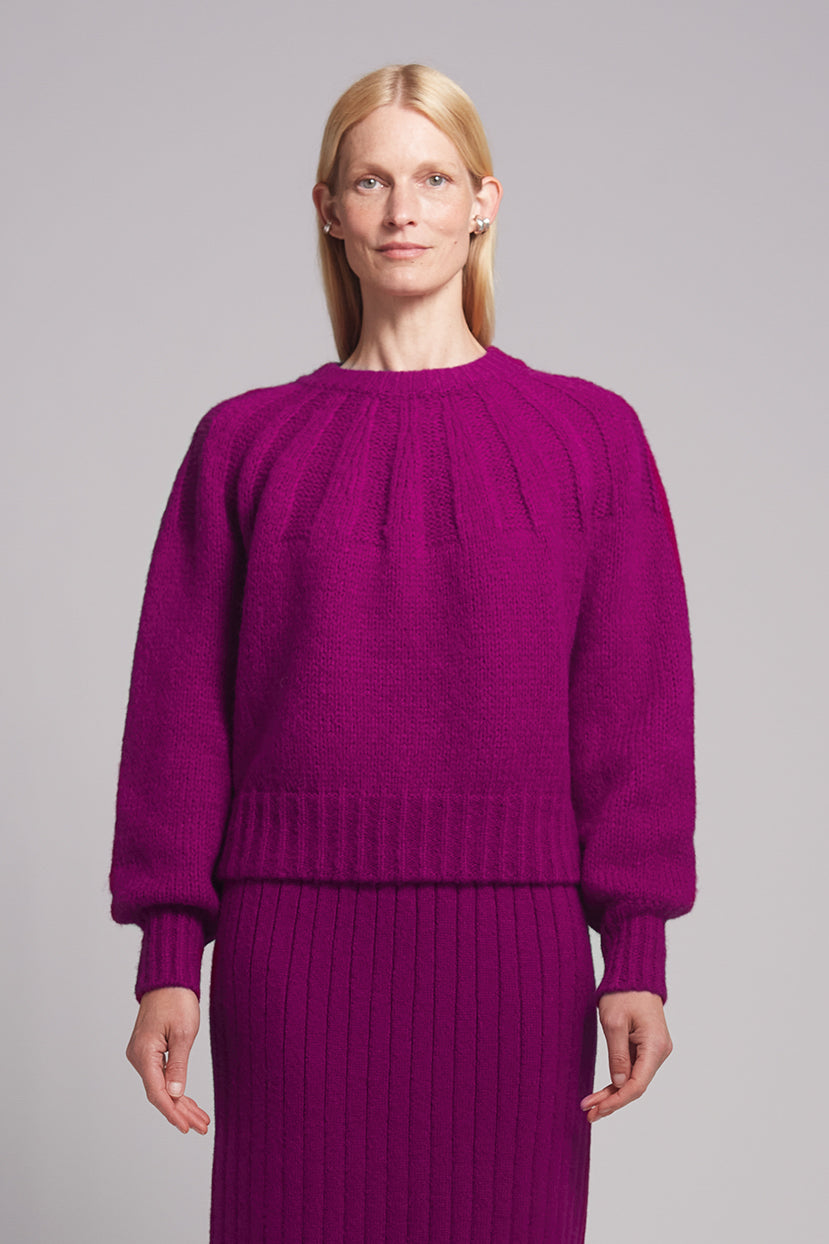 MILA SWEATER | MAGENTA