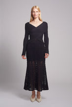 Load image into Gallery viewer, TIA SWEATER | BLACK
