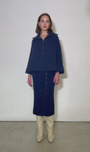 Load and play video in Gallery viewer, UMA PONCHO | NAVY
