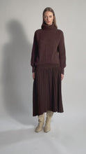 Load and play video in Gallery viewer, ALI SWEATER | COCOA
