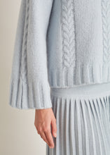 Load image into Gallery viewer, AVERY SWEATER | POWDER BLUE
