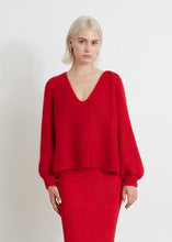 Load image into Gallery viewer, TESS SWEATER | ROUGE
