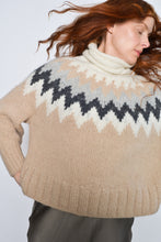 Load image into Gallery viewer, MAGNEA SWEATER | ARCHIVE
